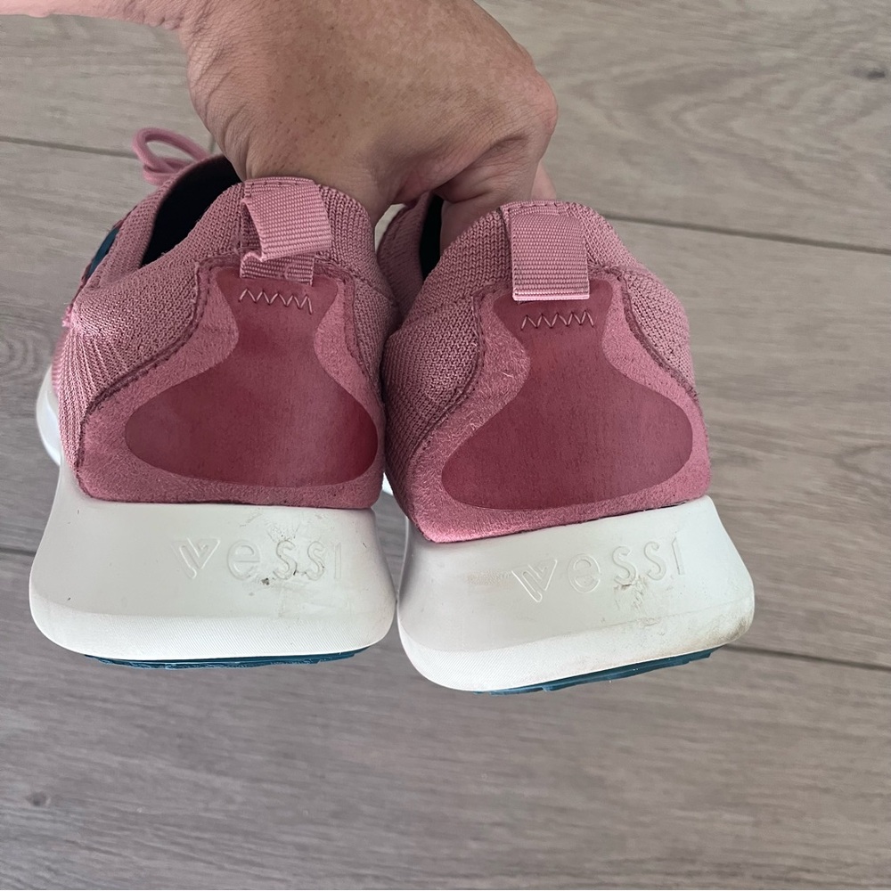 Vessi Everyday Move 2.0 Waterproof Sneakers in Mauve Pink Size 7 - Picture 6 of 7